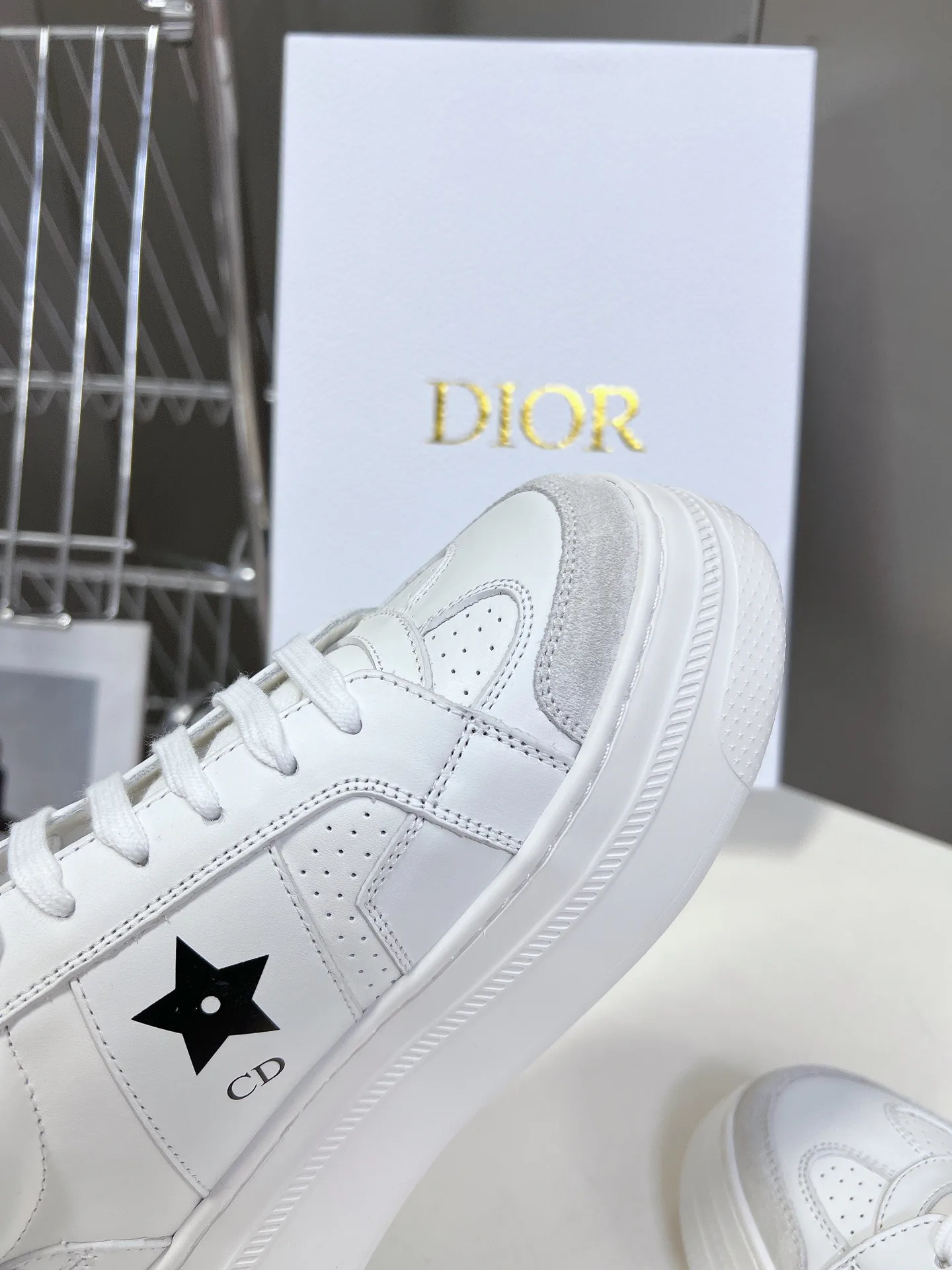 Women's Sneakers CHRISTIAN DIOR 18005357