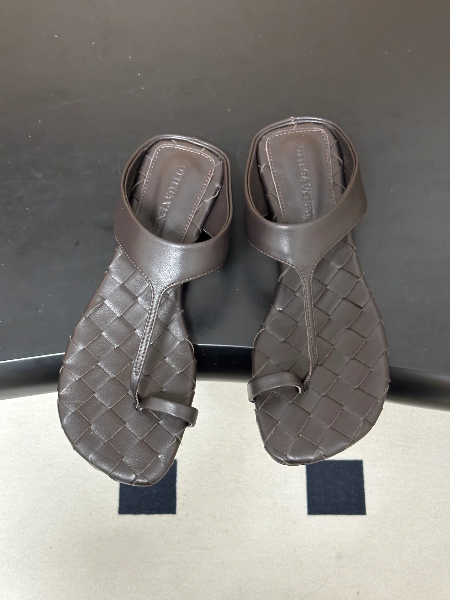 Women's Flip-Flops BOTTEGA VENETA 18049558