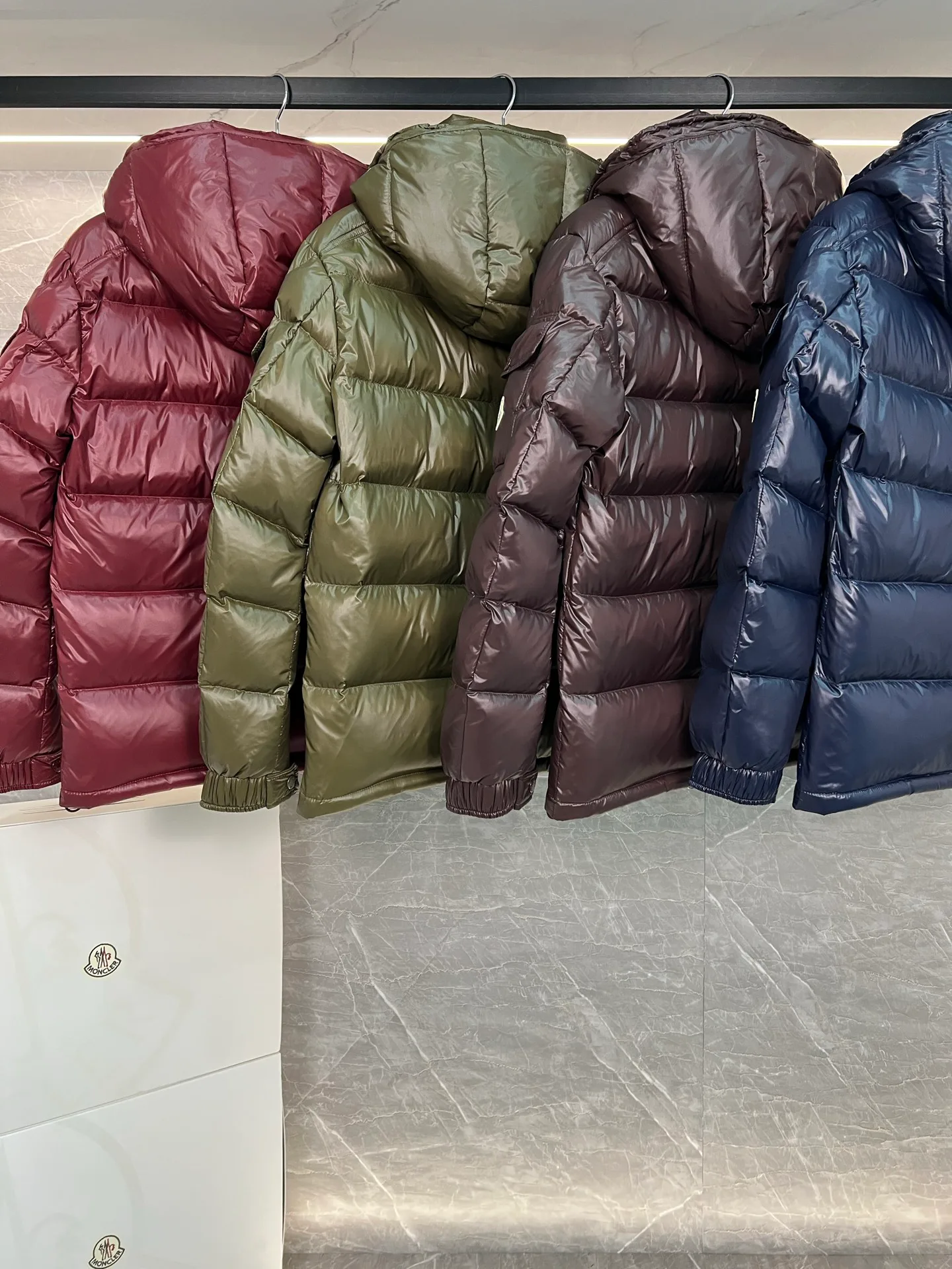 Men's Jackets And Down Jackets MONCLER 18111322