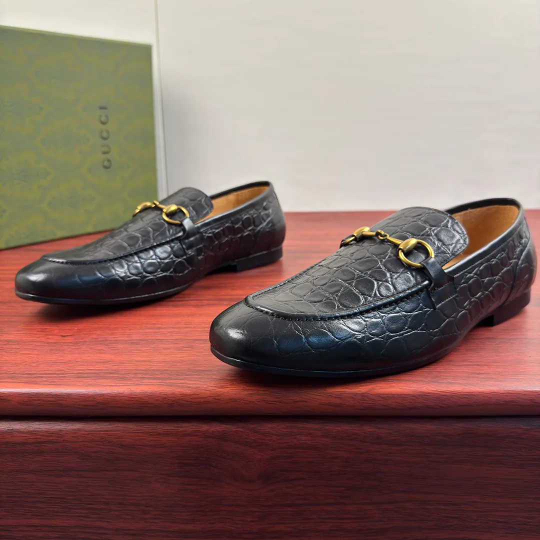 Men's Loafers And Dress Shoes GUCCI 18230801