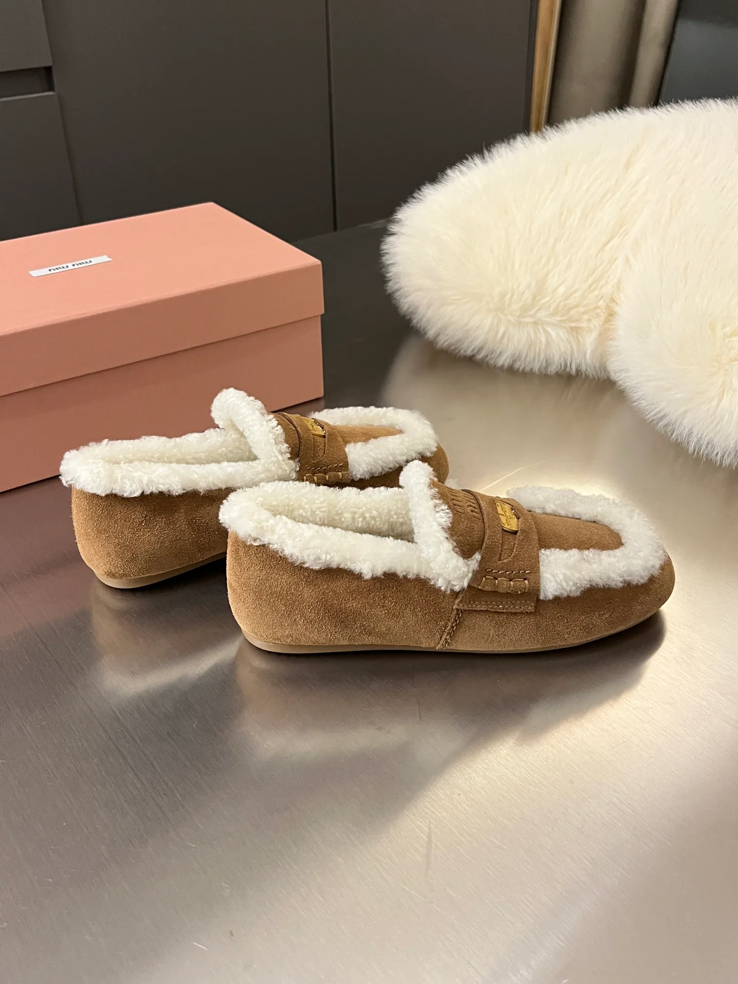 Women's Loafers And Moccasins MIU MIU 17948621