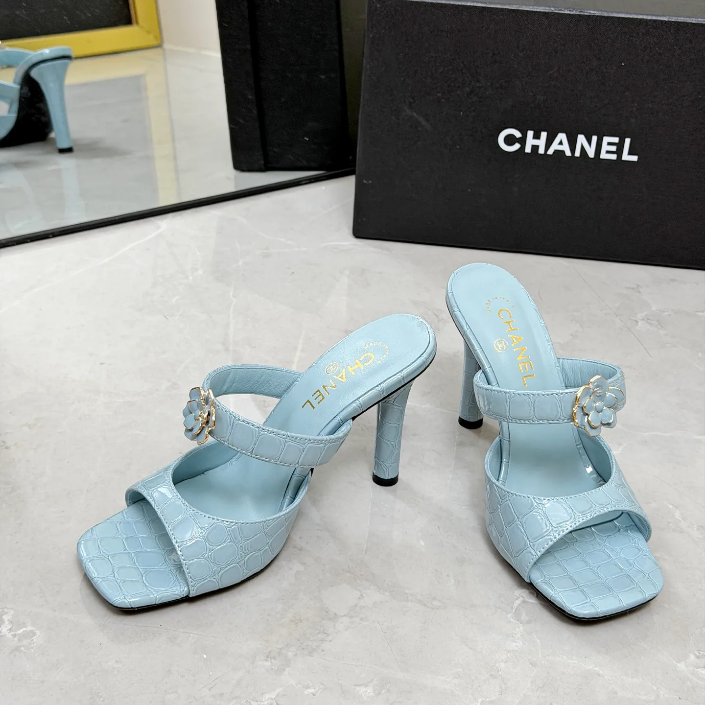 Women's Open-Toe Sandals CHANEL 17335032