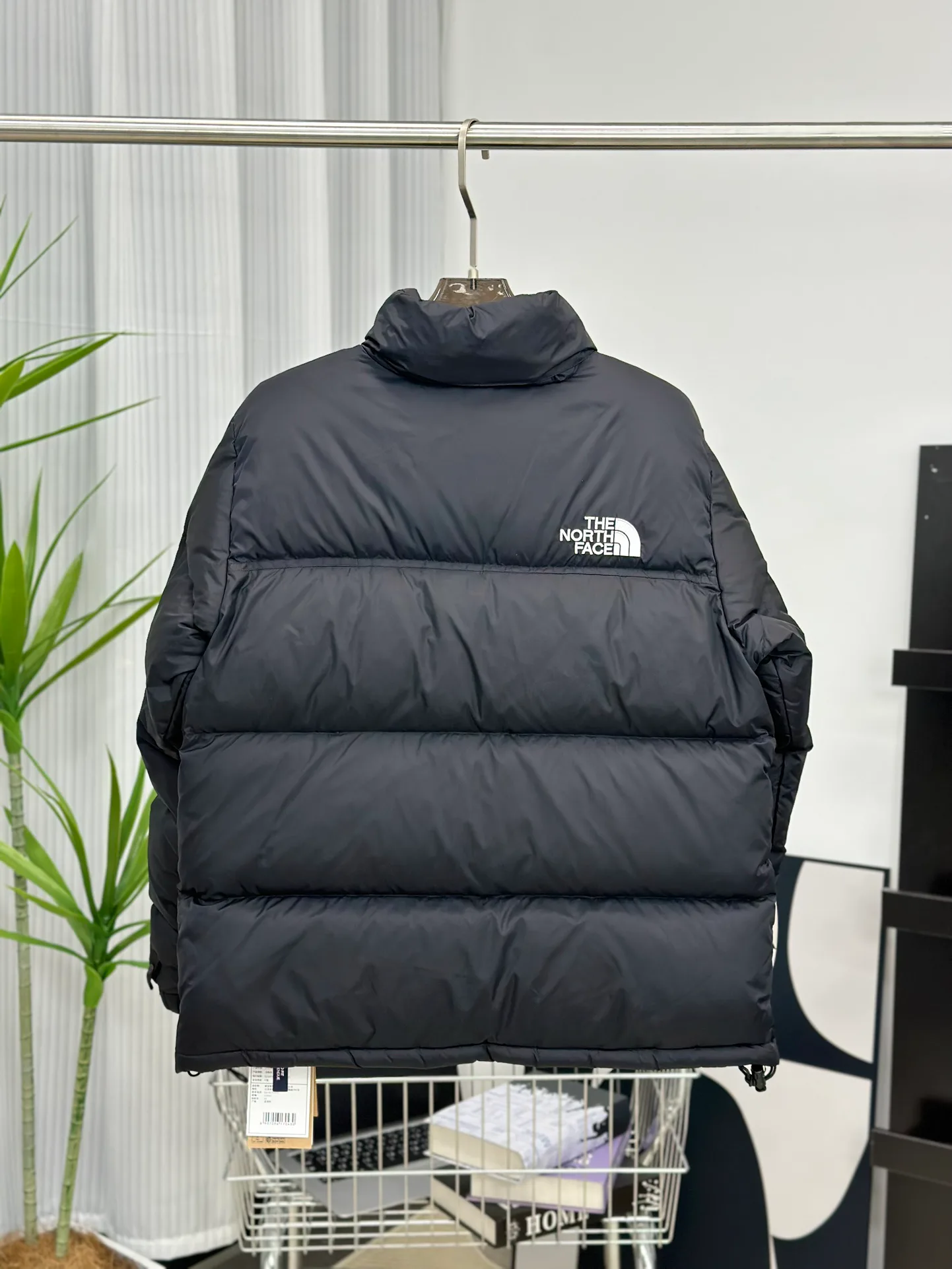 Куртки И Пуховики Мужские The North Face 18645575