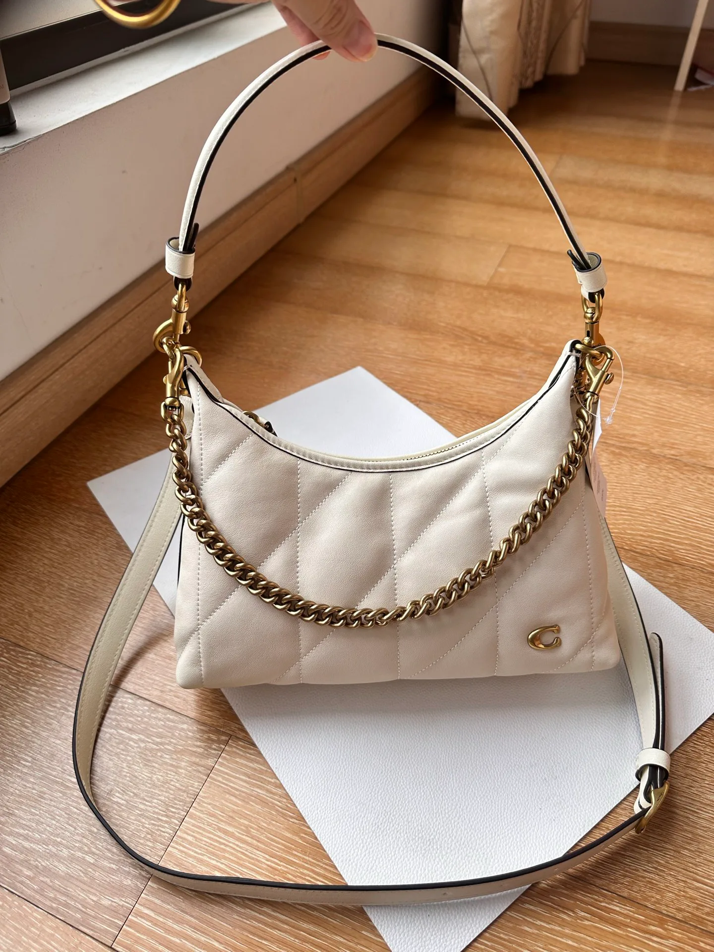 Women's Classic Handbags COACH 17961054