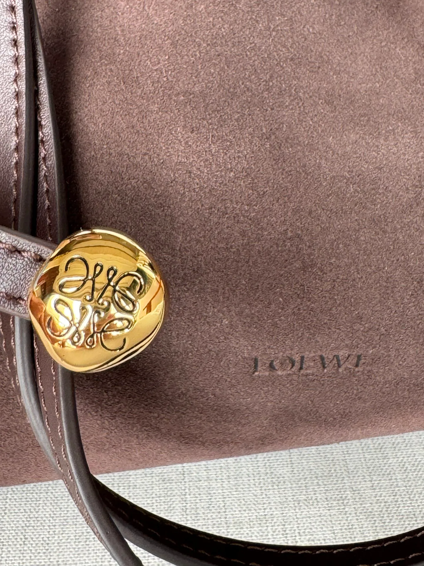 Women's Classic Handbags LOEWE 17918203