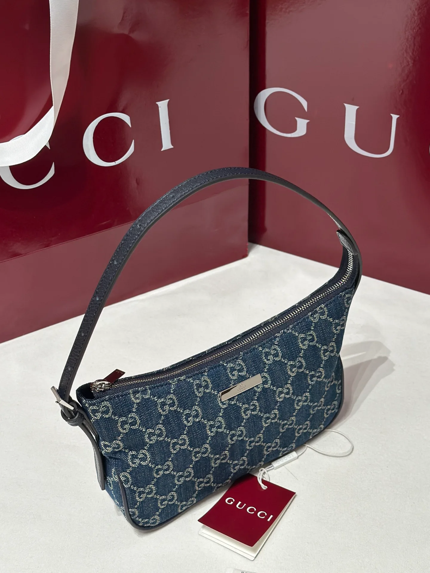 Women's Shoulder Bags GUCCI 17933689