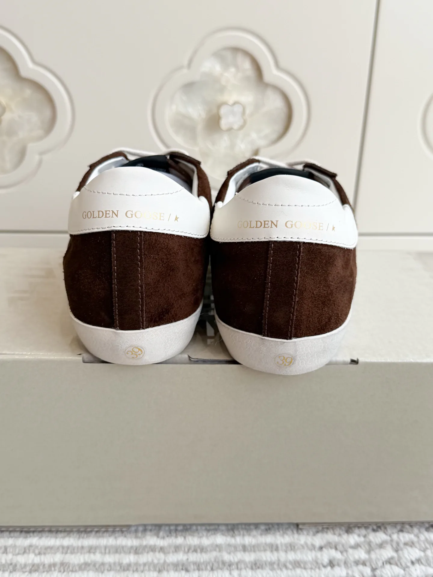 Women's Sneakers GOLDEN GOOSE 18360499