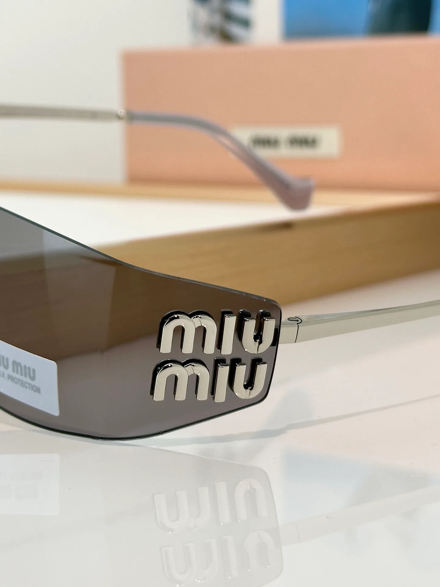 Glasses MIU MIU 18095022