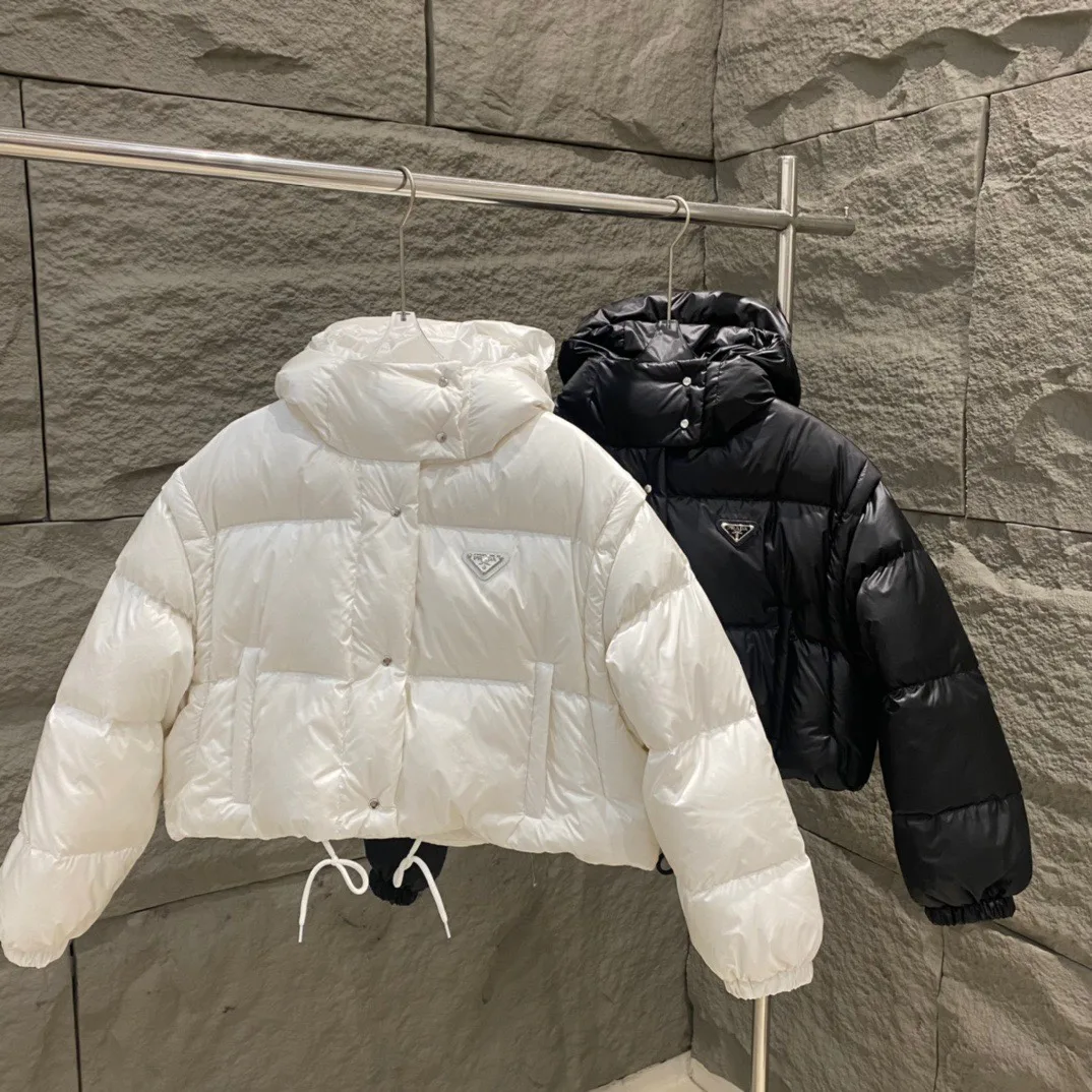 Women's Jackets And Down Jackets PRADA 18111797