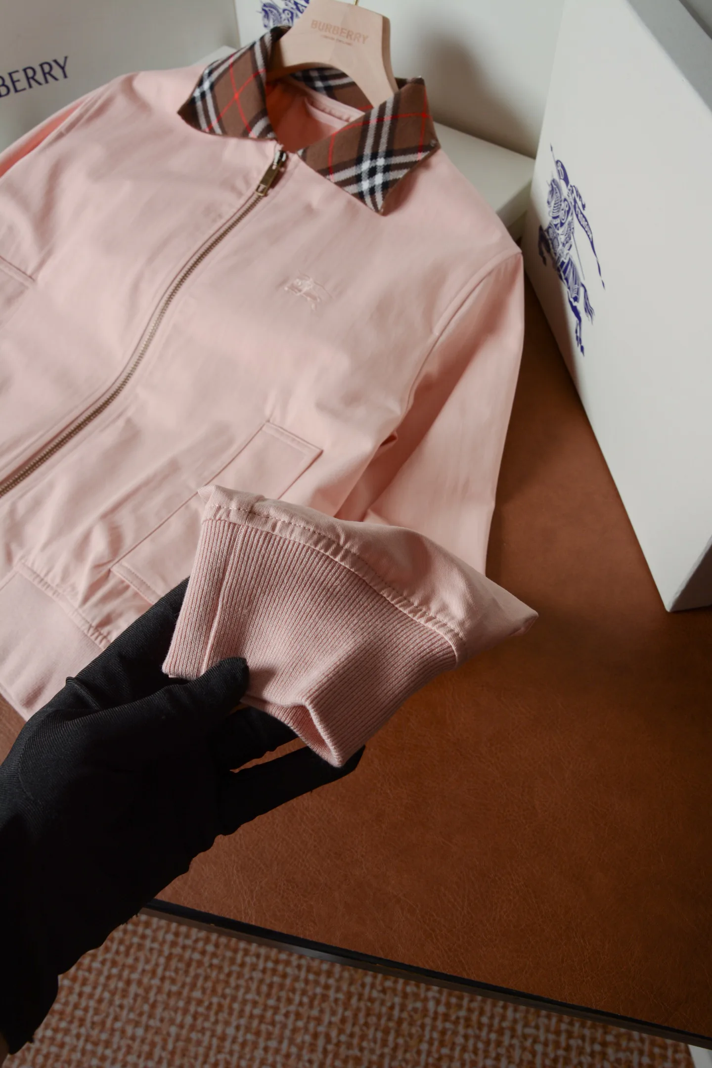 Women's Jackets And Down Jackets BURBERRY 18386471