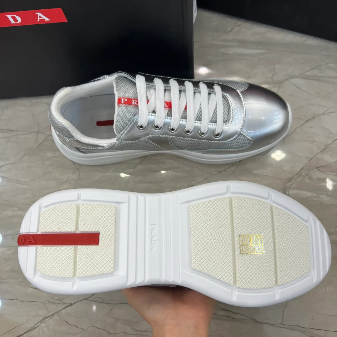 Women's Sneakers PRADA 18430431