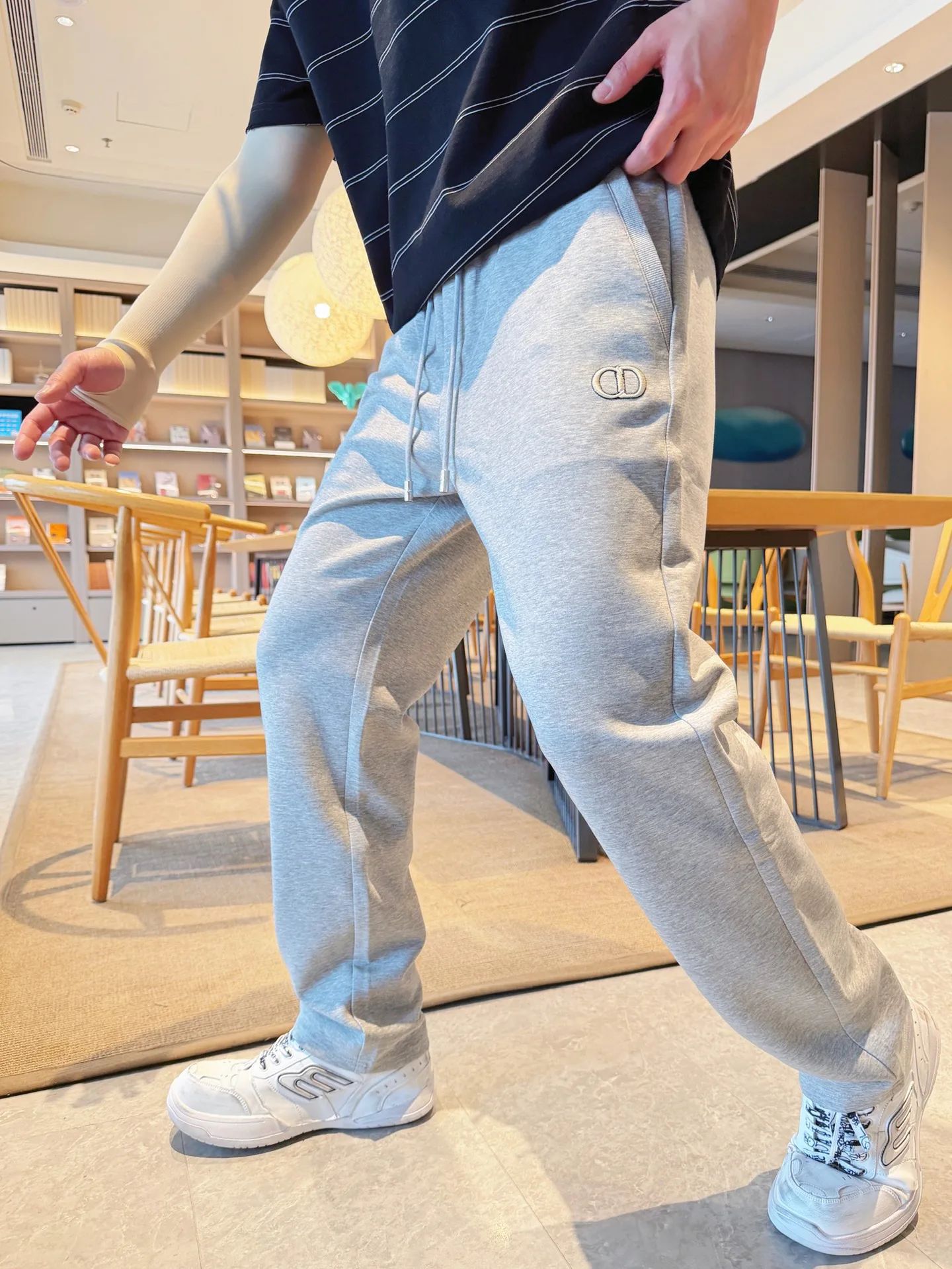 Men's Trousers CHRISTIAN DIOR 18345832