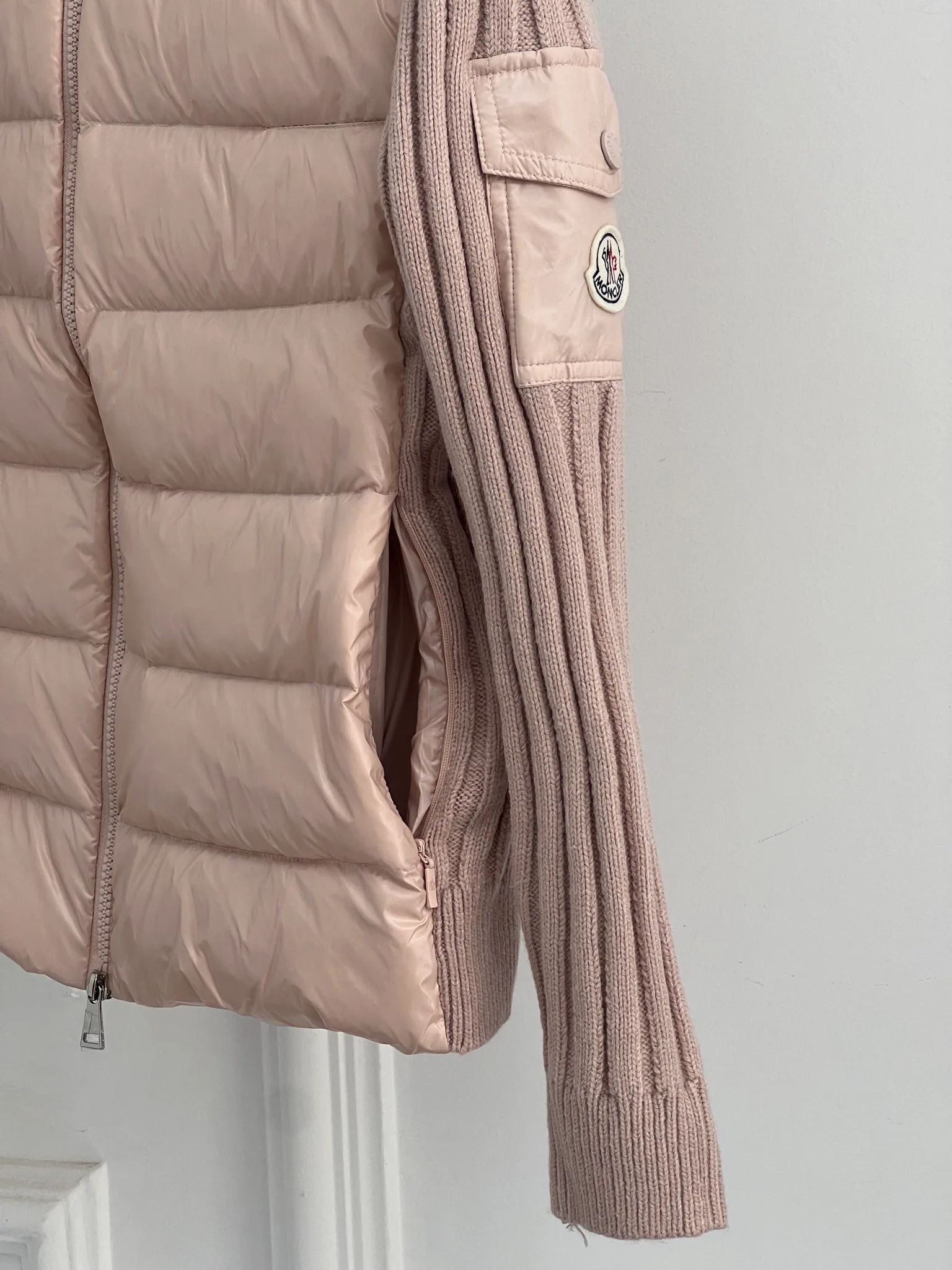 Women's Jackets And Down Jackets MONCLER 18416275