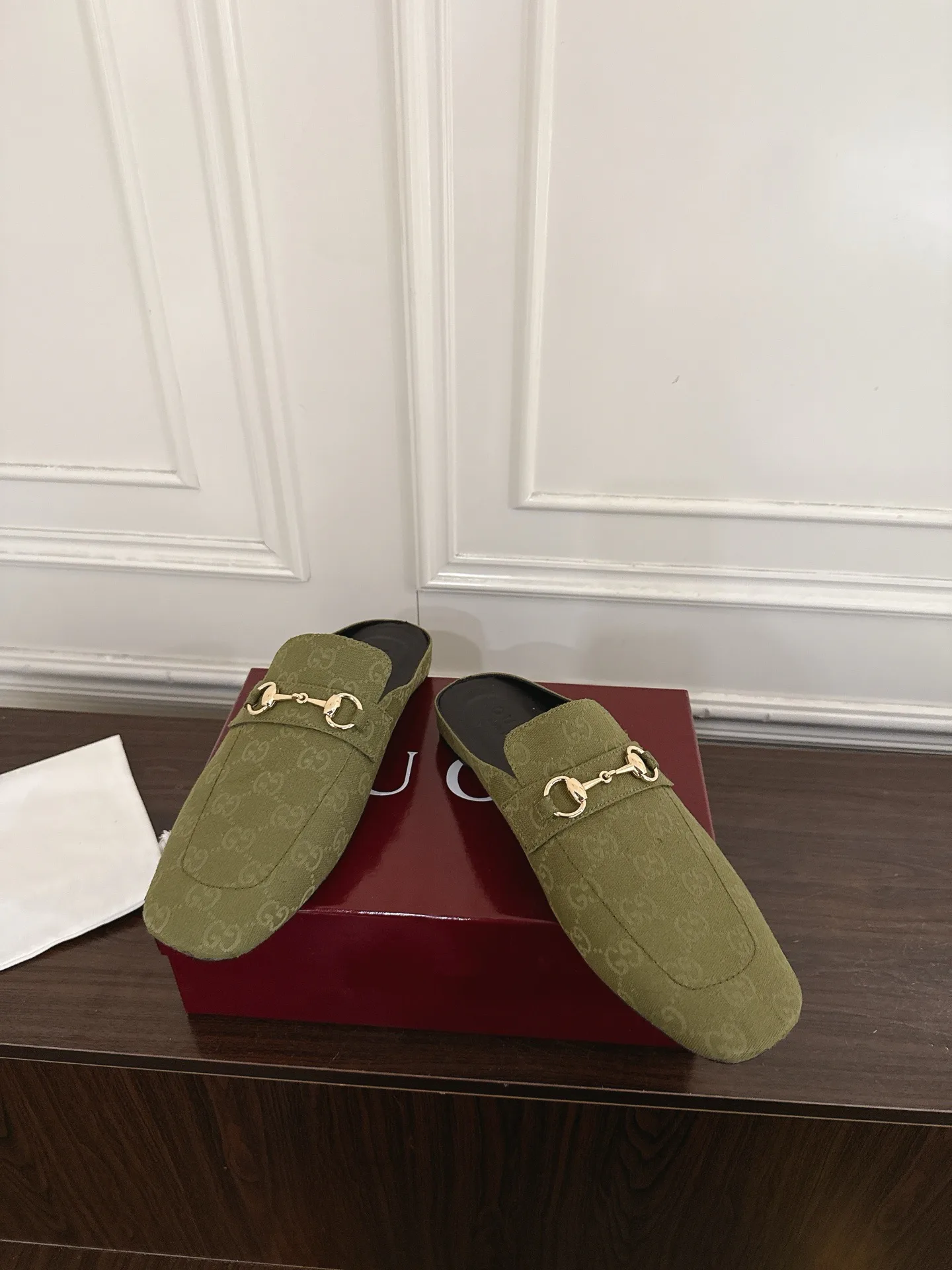 Women's Mules And Clogs GUCCI 17956784
