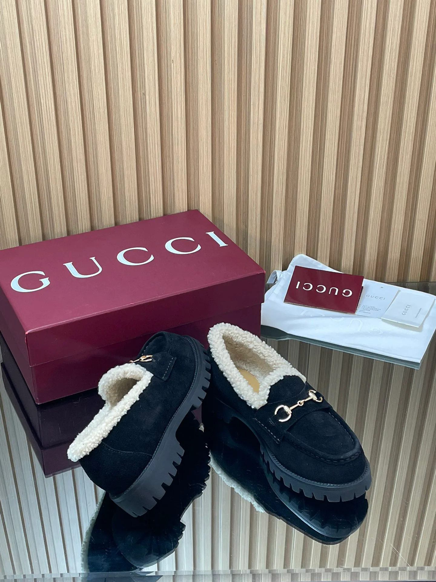 Women's Loafers And Moccasins GUCCI 18187060