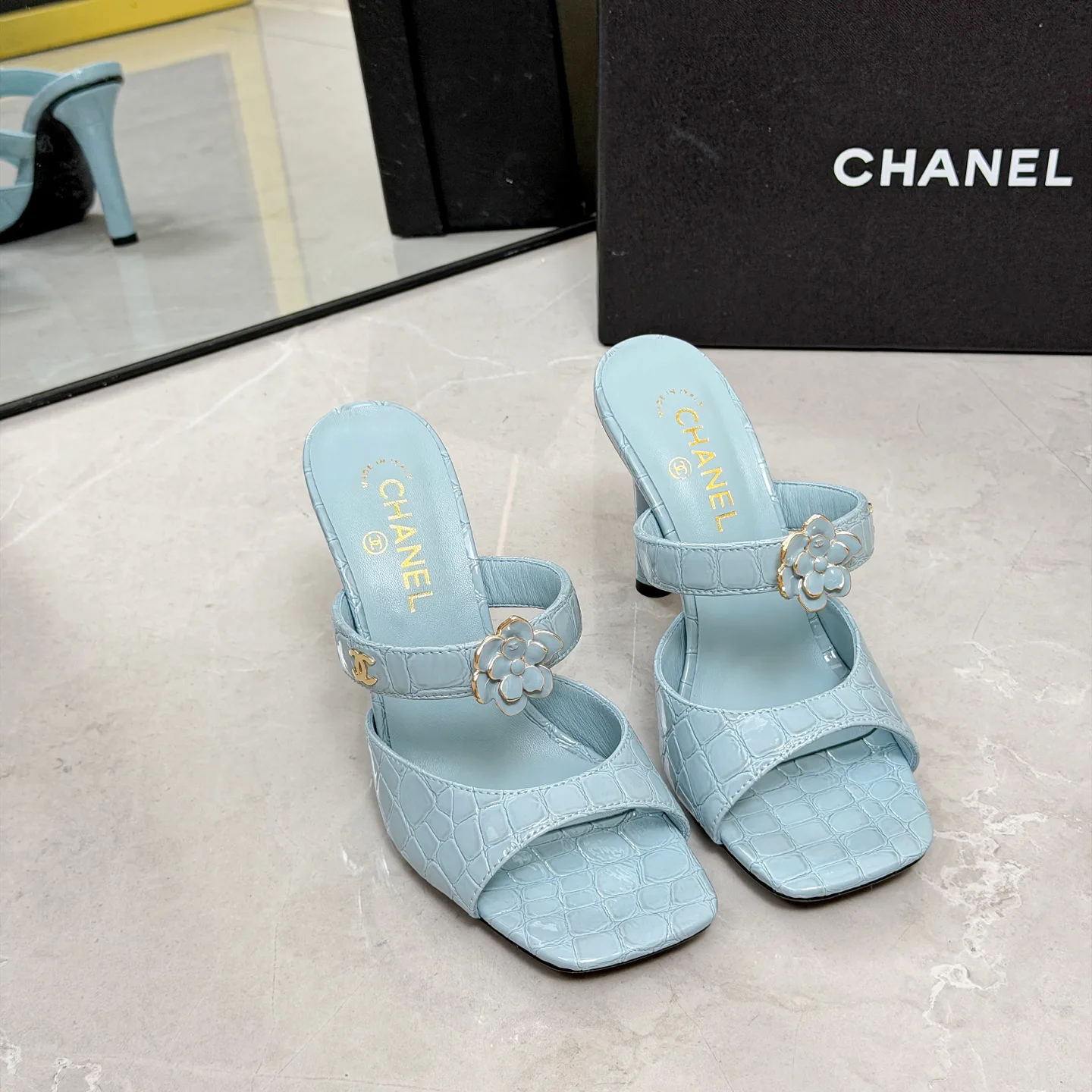 Women's Open-Toe Sandals CHANEL 17335032