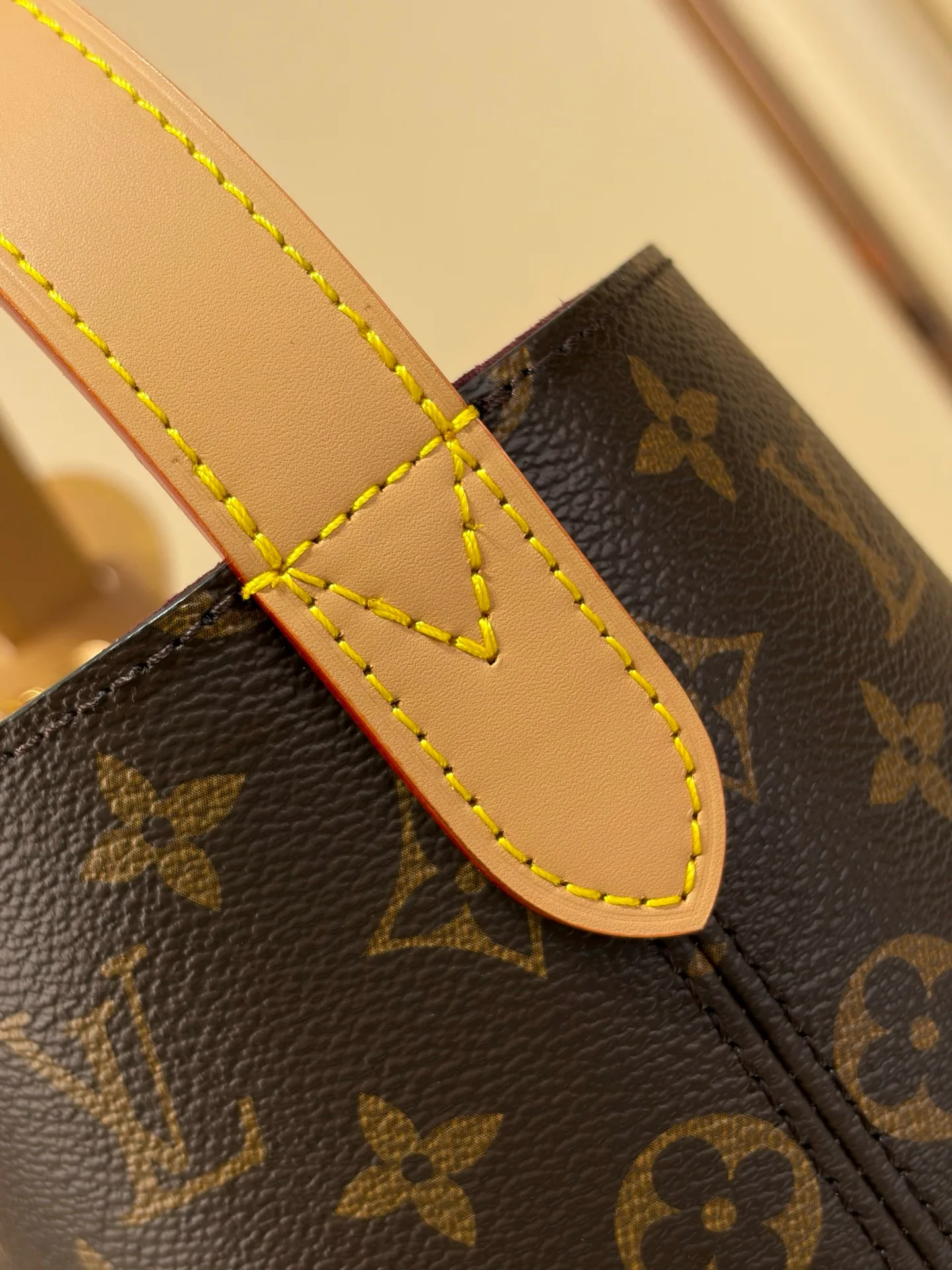 Women's Classic Handbags LOUIS VUITTON 17499366