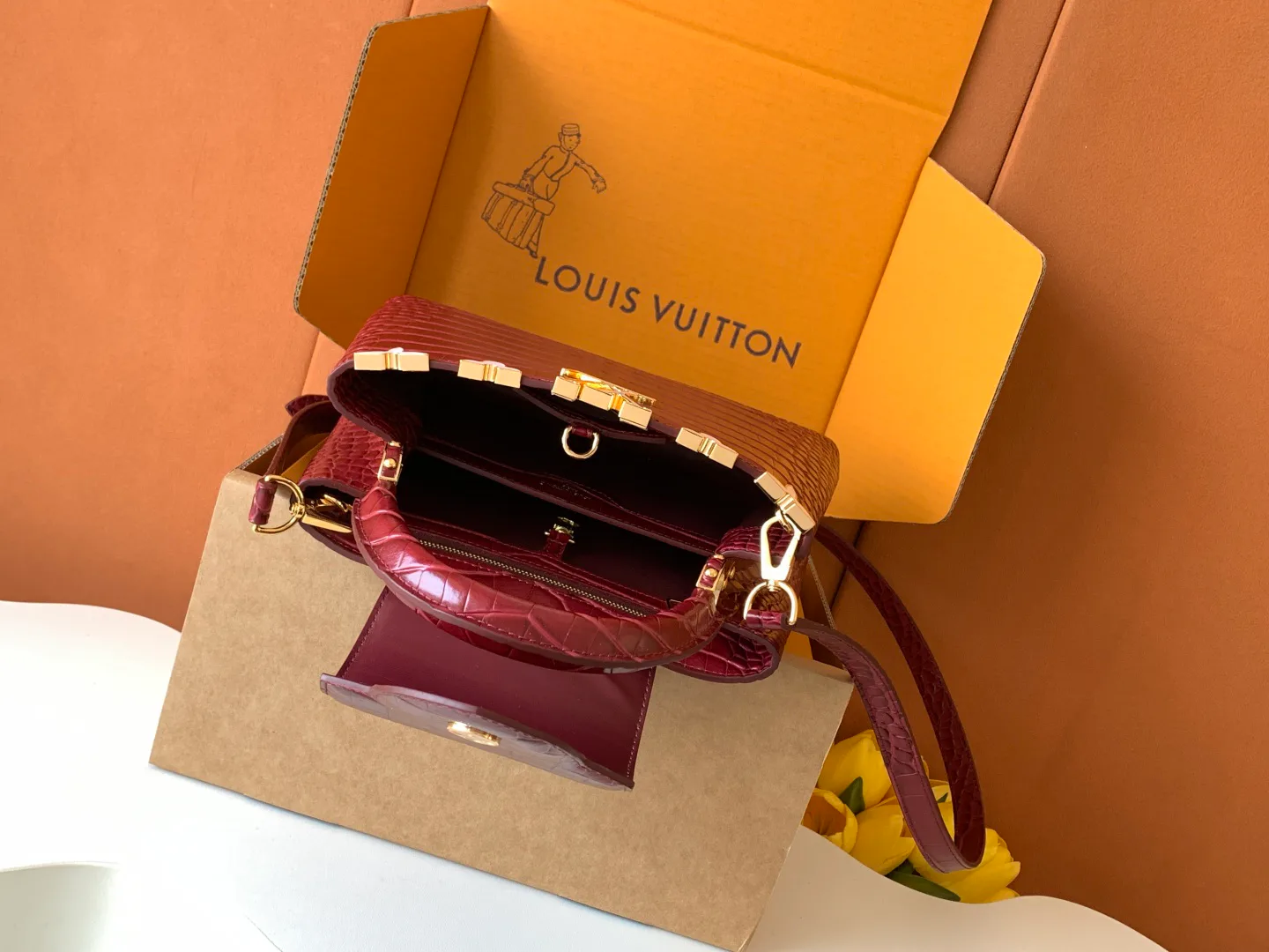 Women's Classic Handbags LOUIS VUITTON 18520913