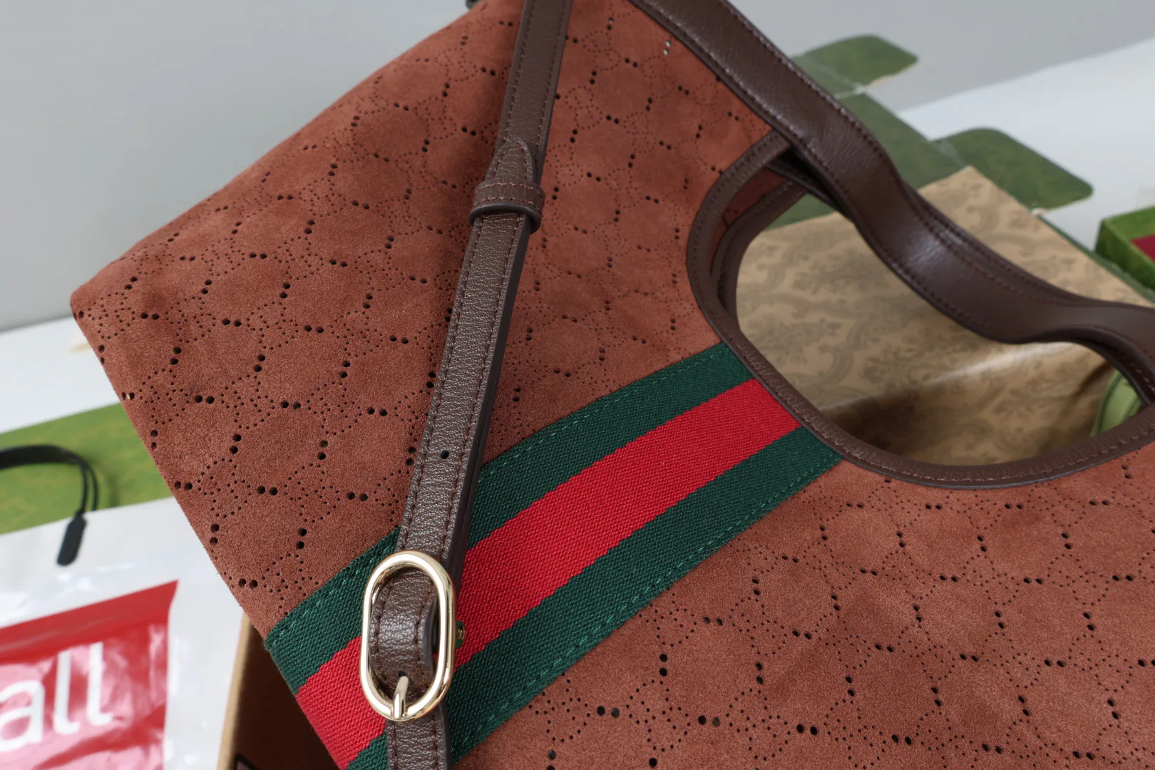 Women's Classic Handbags GUCCI 18004289