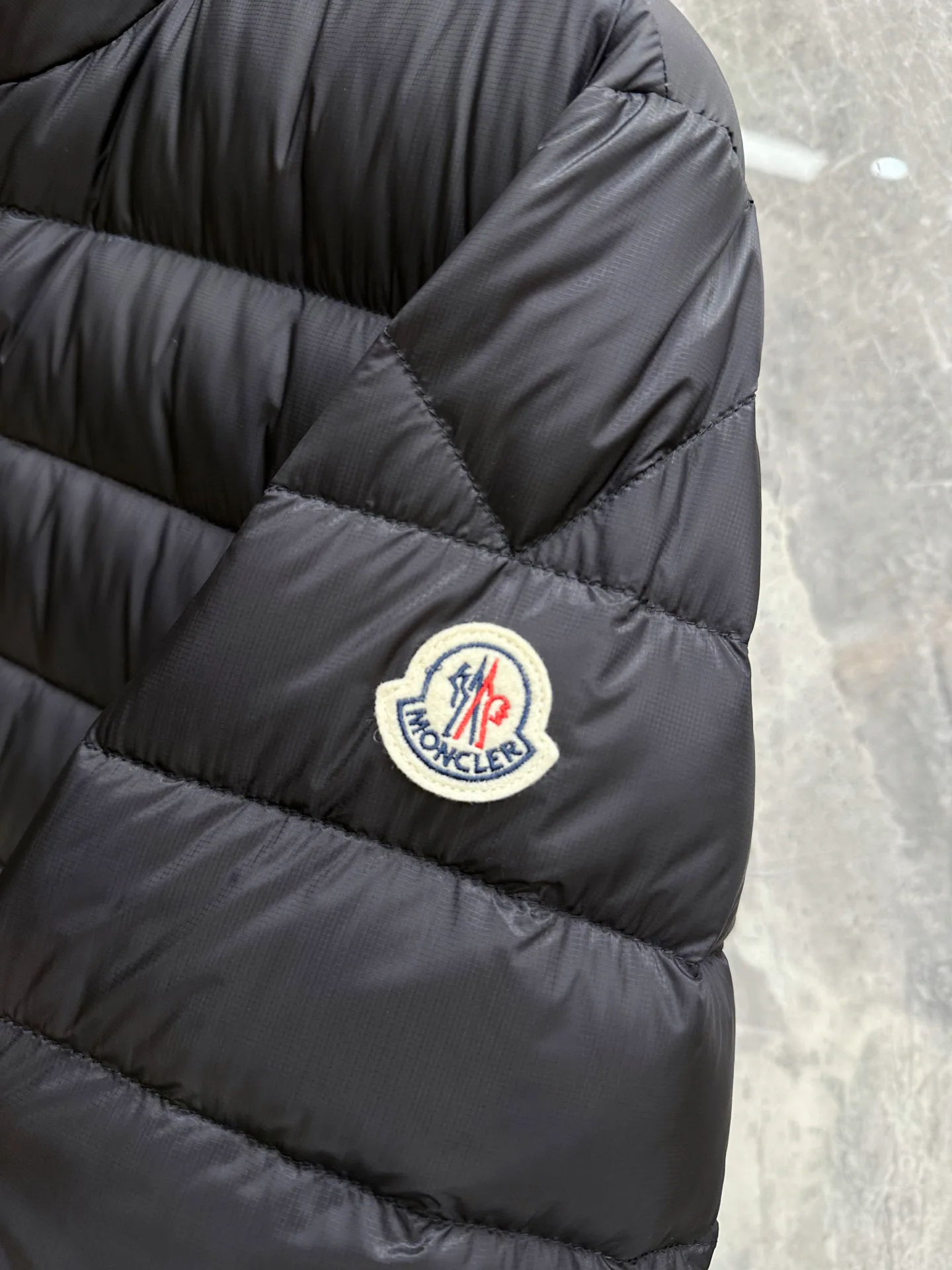 Куртки И Пуховики Мужские Moncler 18596298