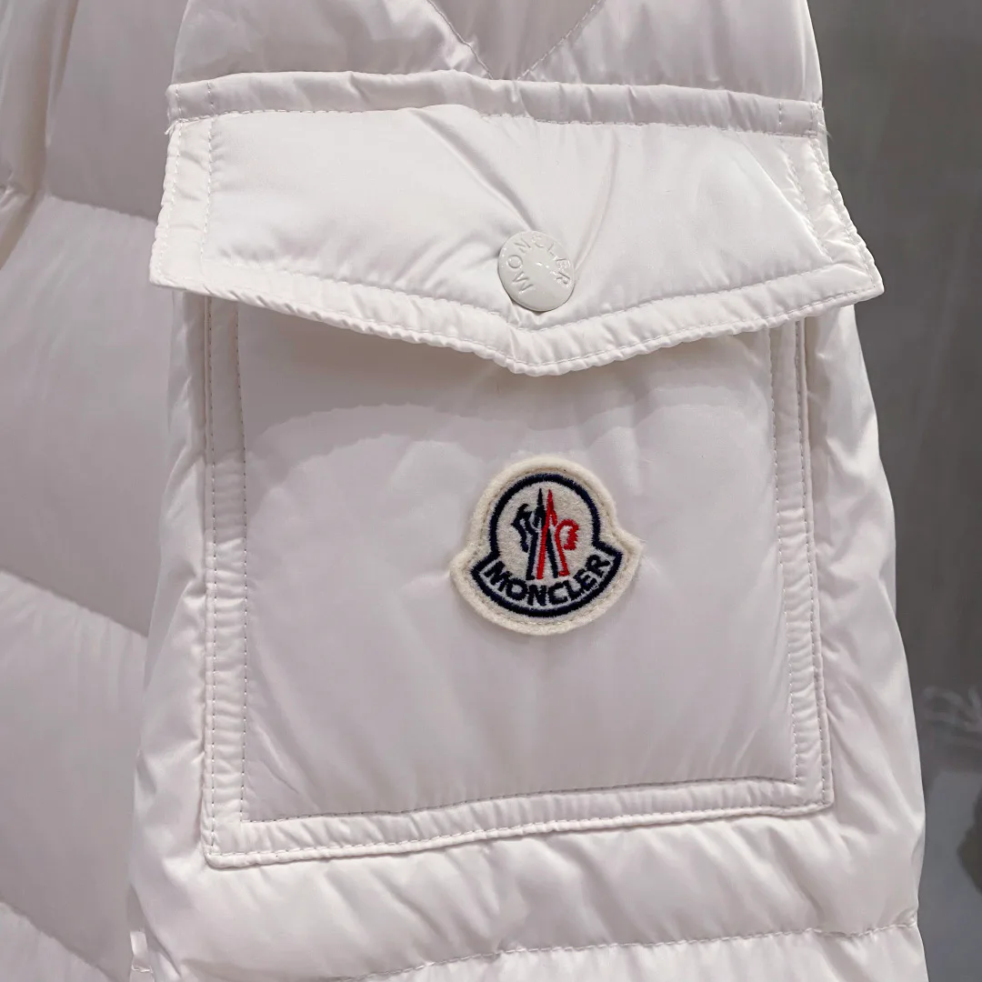 Куртки И Пуховики Мужские Moncler 18572325