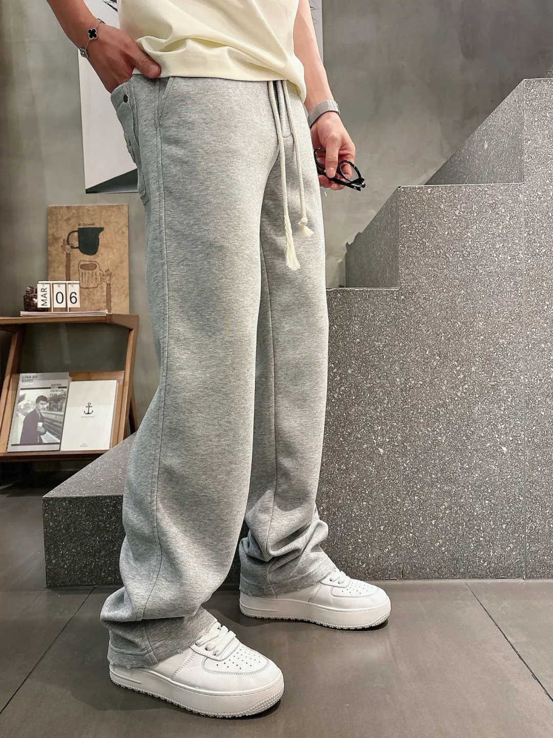 Men's Trousers BALENCIAGA 17810705