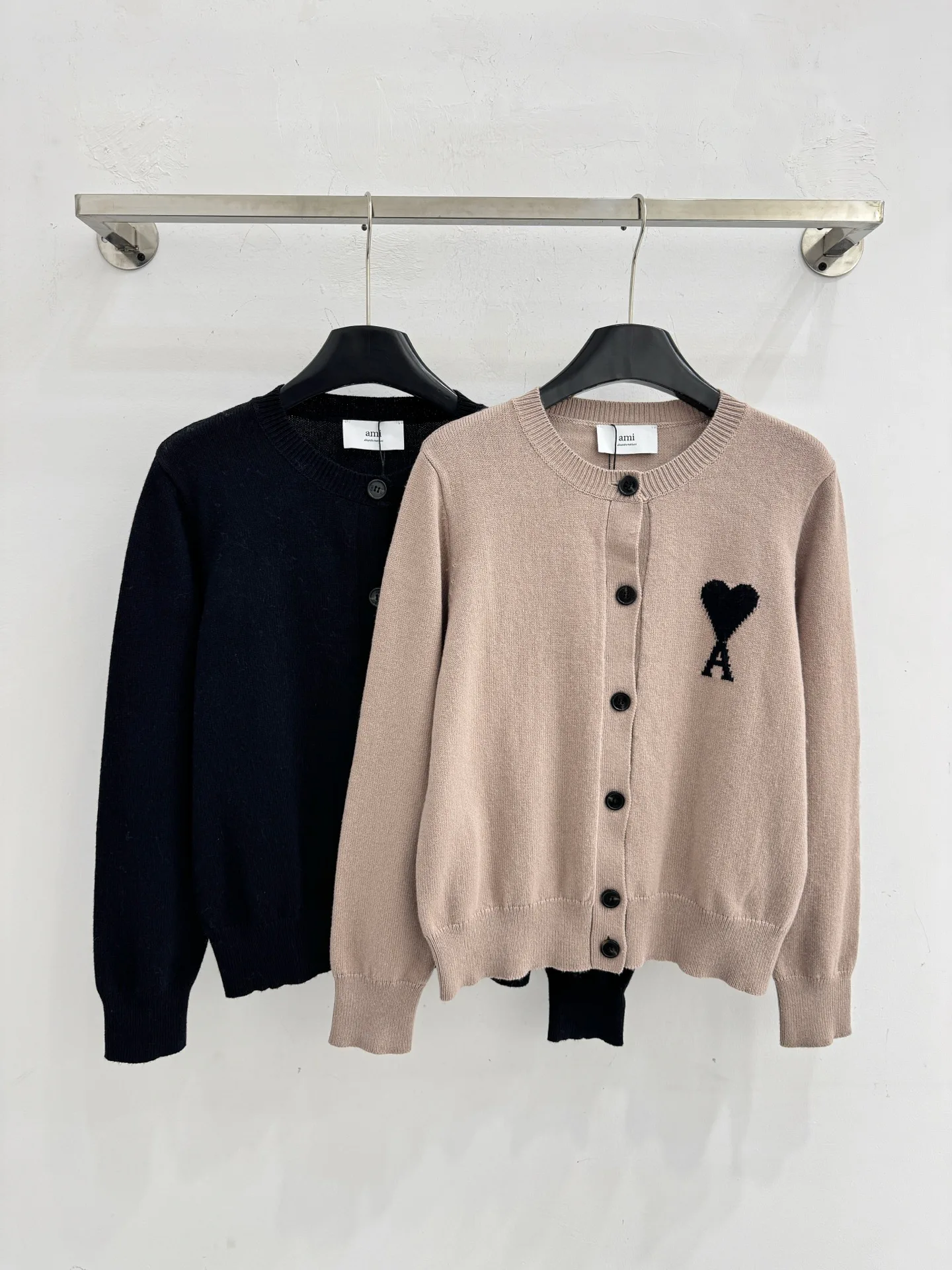 Women's Jumpers And Sweaters AMI PARIS 18384673