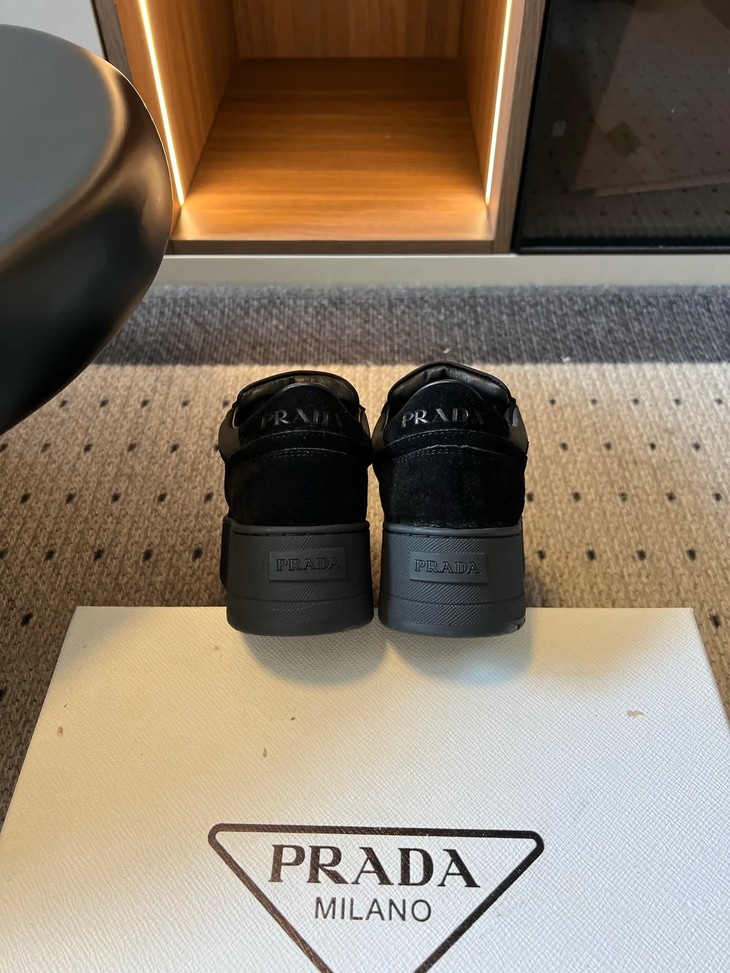 Women's Sneakers PRADA 18509468