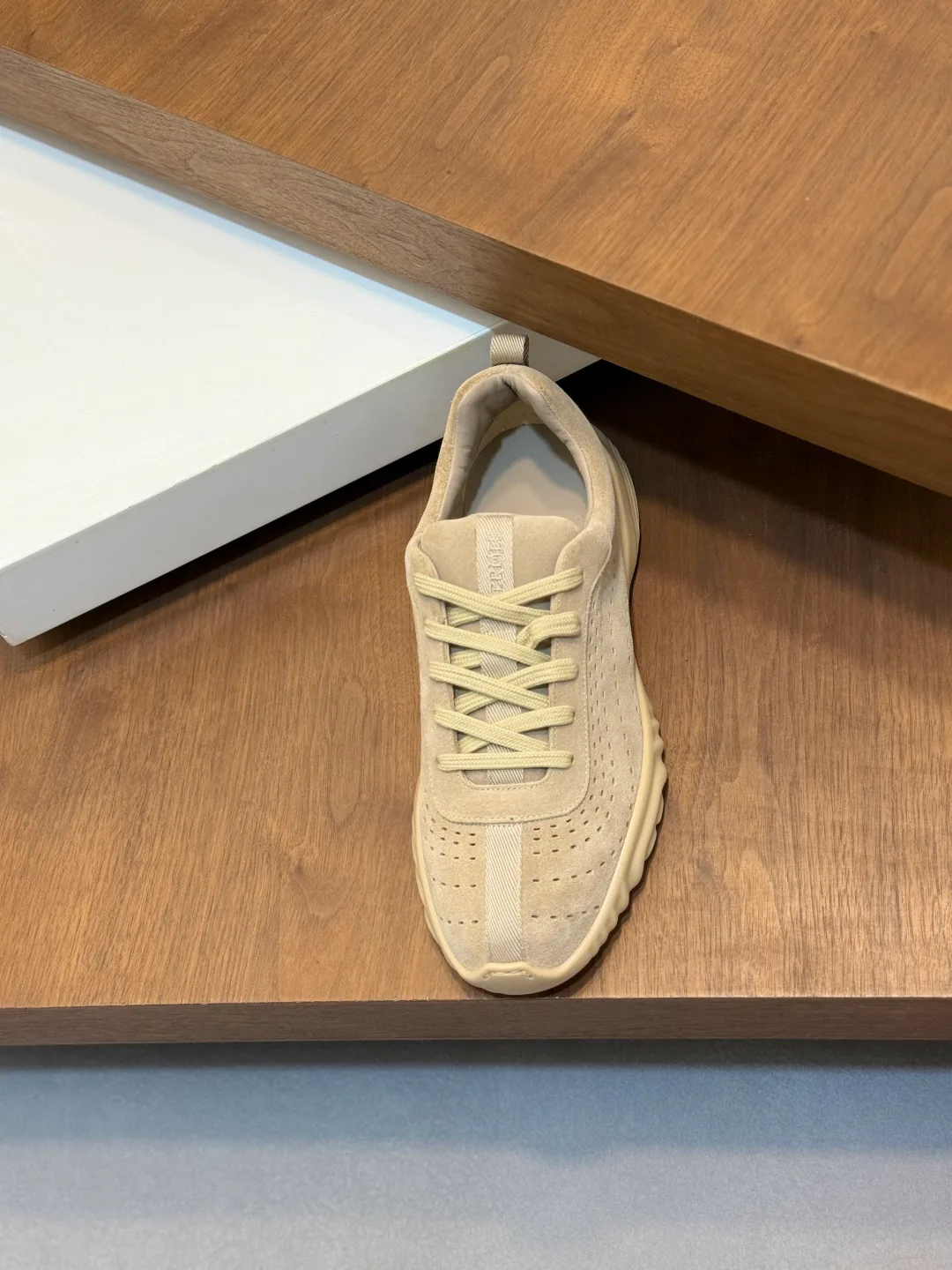 Men's Sneakers HERMES 18118875