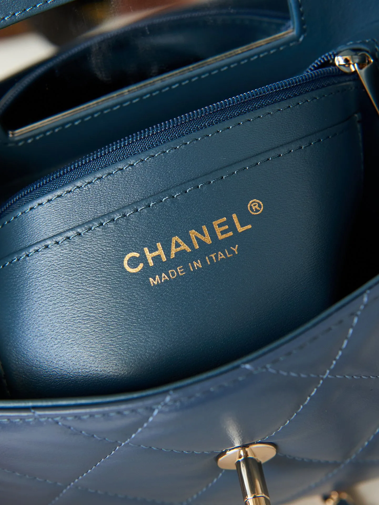 Women's Classic Handbags CHANEL 18065667