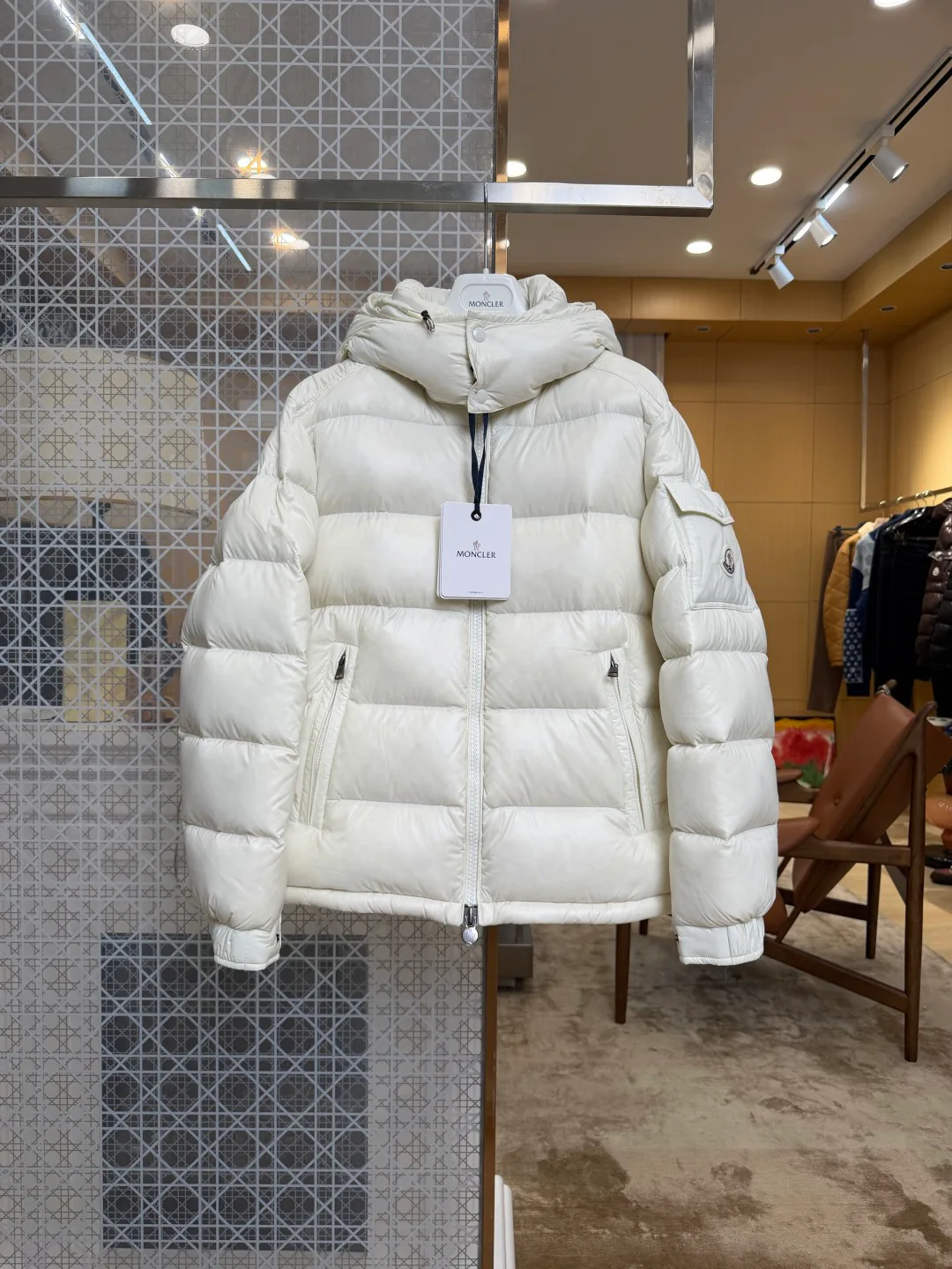 Men's Jackets And Down Jackets MONCLER 18461343