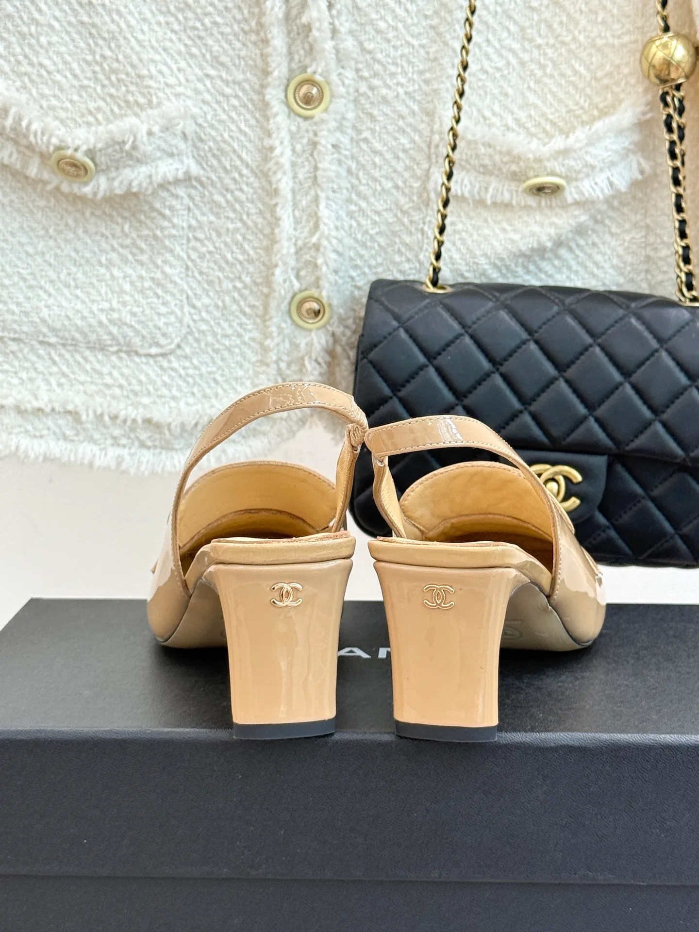 Women's Open-Toe Sandals CHANEL 17699631