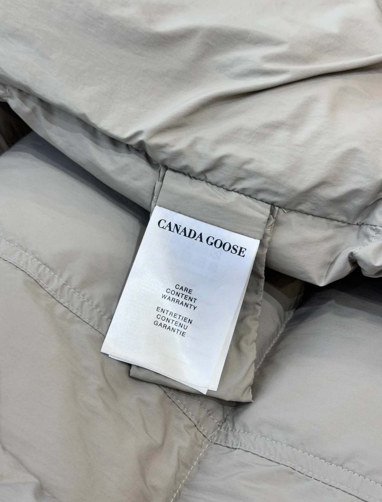 Women's Jackets And Down Jackets CANADA GOOSE 17822617