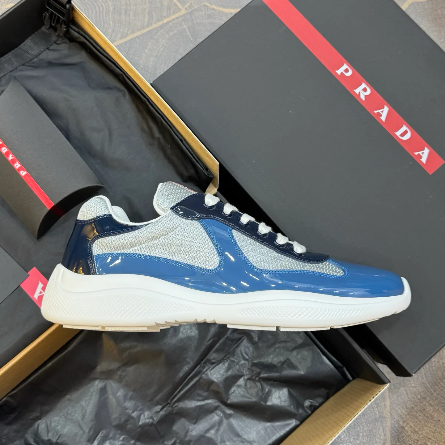 Women's Sneakers PRADA 18267046