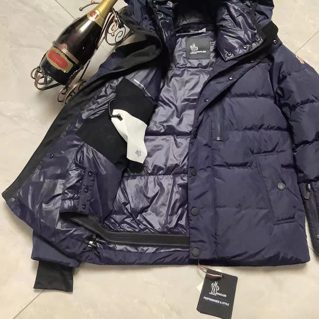 Men's Jackets And Down Jackets MONCLER 18111480