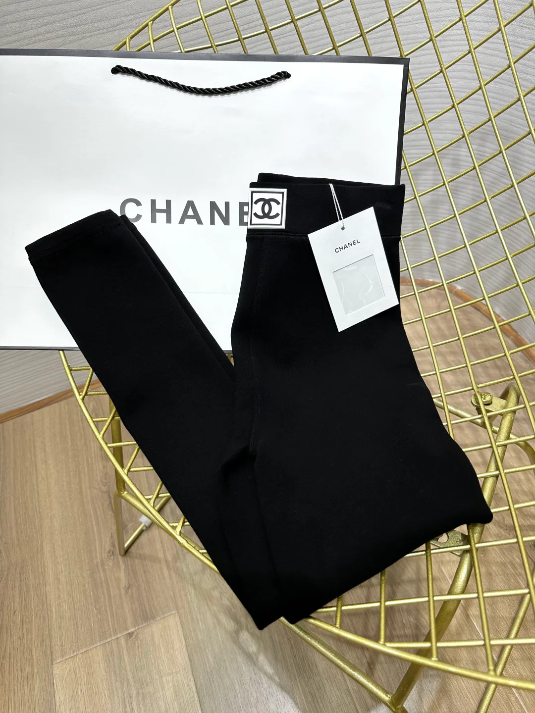 Women's Trousers CHANEL 18276664