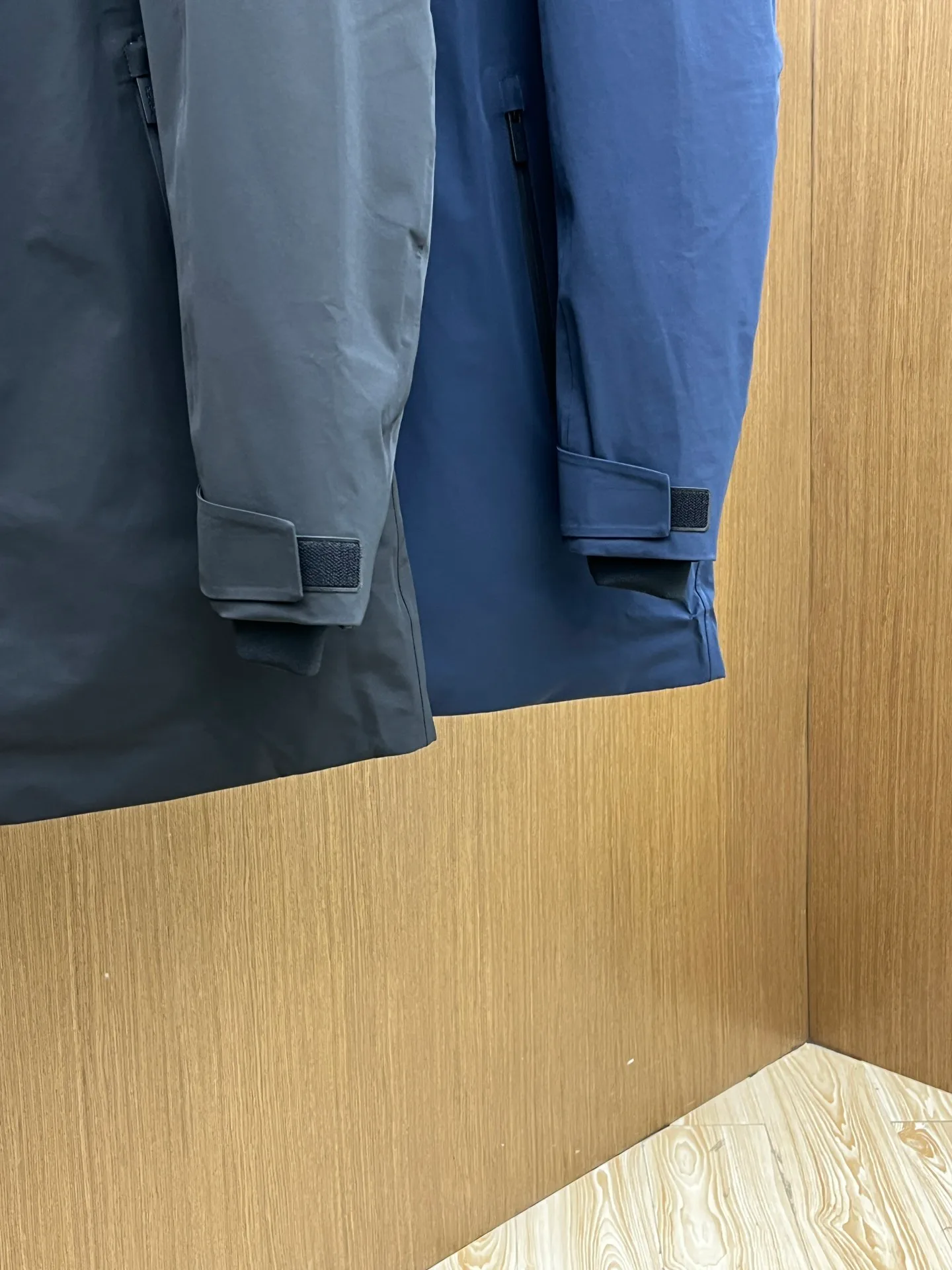 Men's Jackets And Down Jackets PRADA 18194603