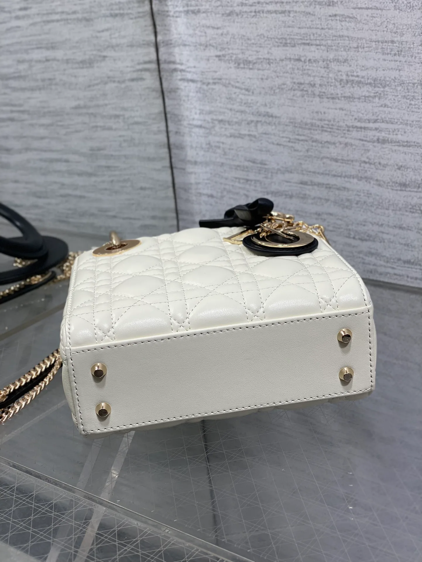 Women's Classic Handbags CHRISTIAN DIOR 18392928