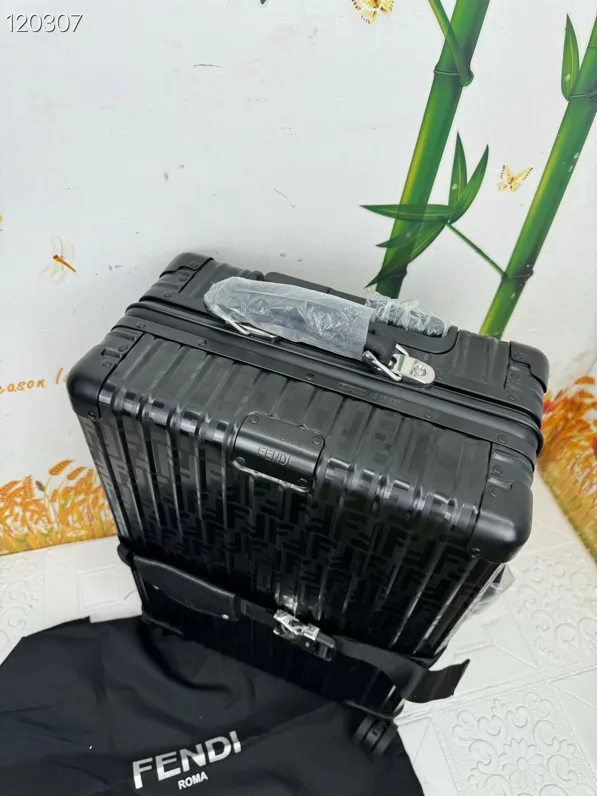 Suitcases RIMOWA 17532581