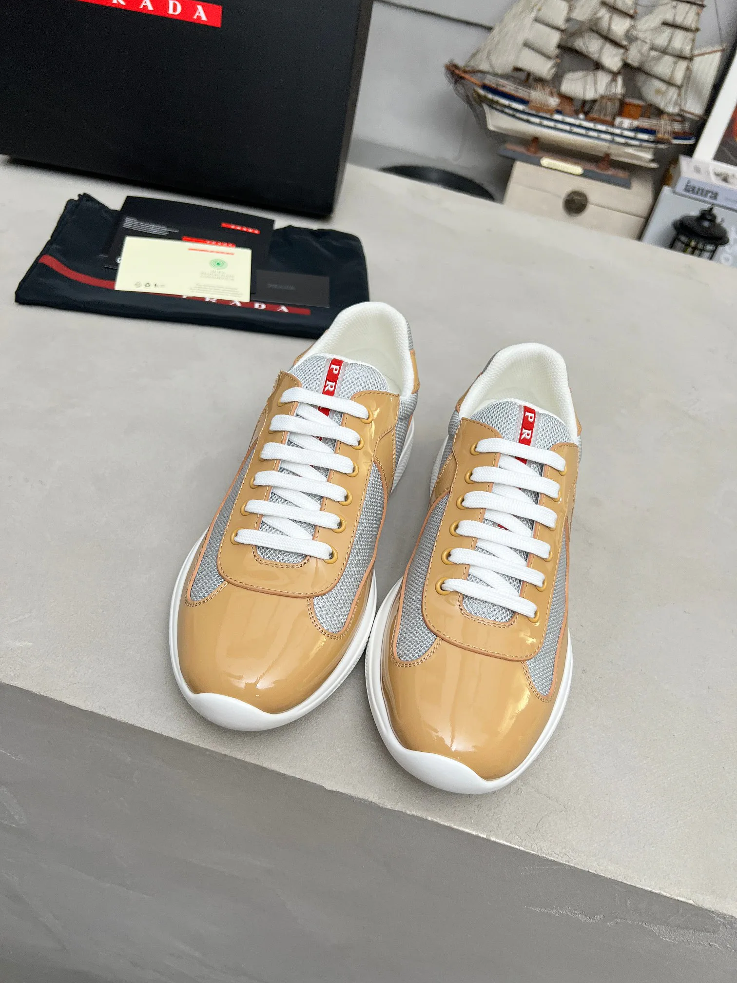 Women's Sneakers PRADA 17704083