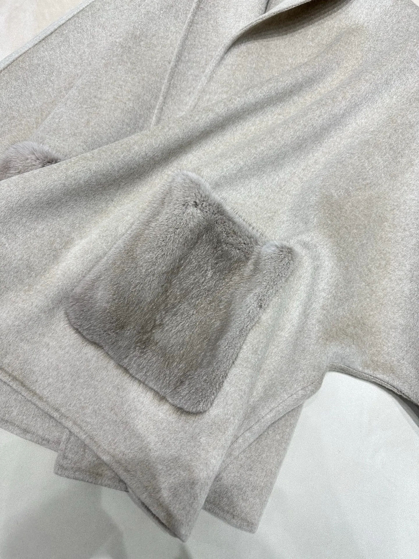 Women's Coats LORO PIANA 17866628