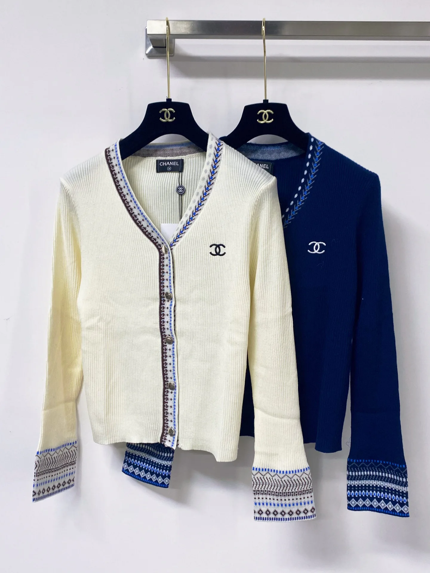 Women's Jumpers And Sweaters CHANEL 18305717