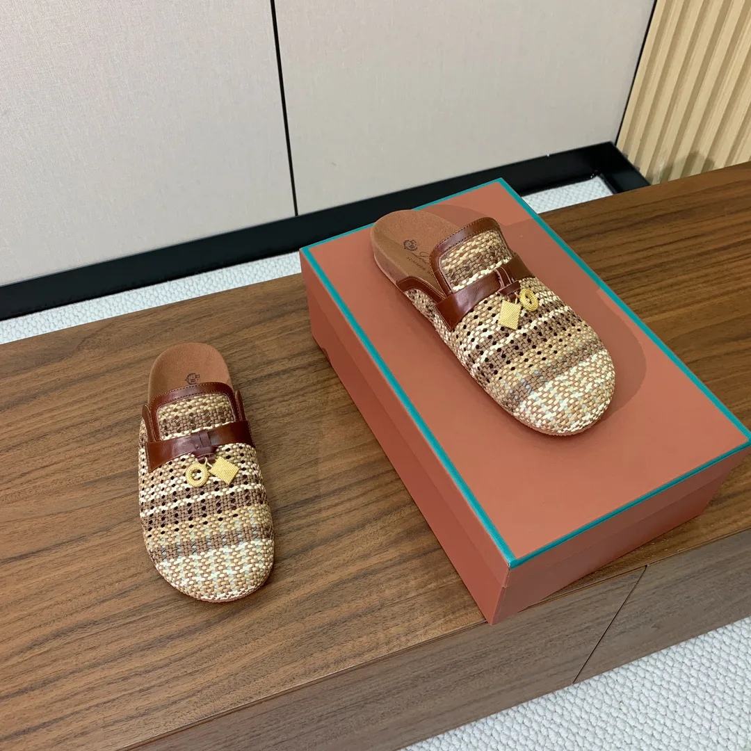 Women's Mules And Clogs LORO PIANA 17631657