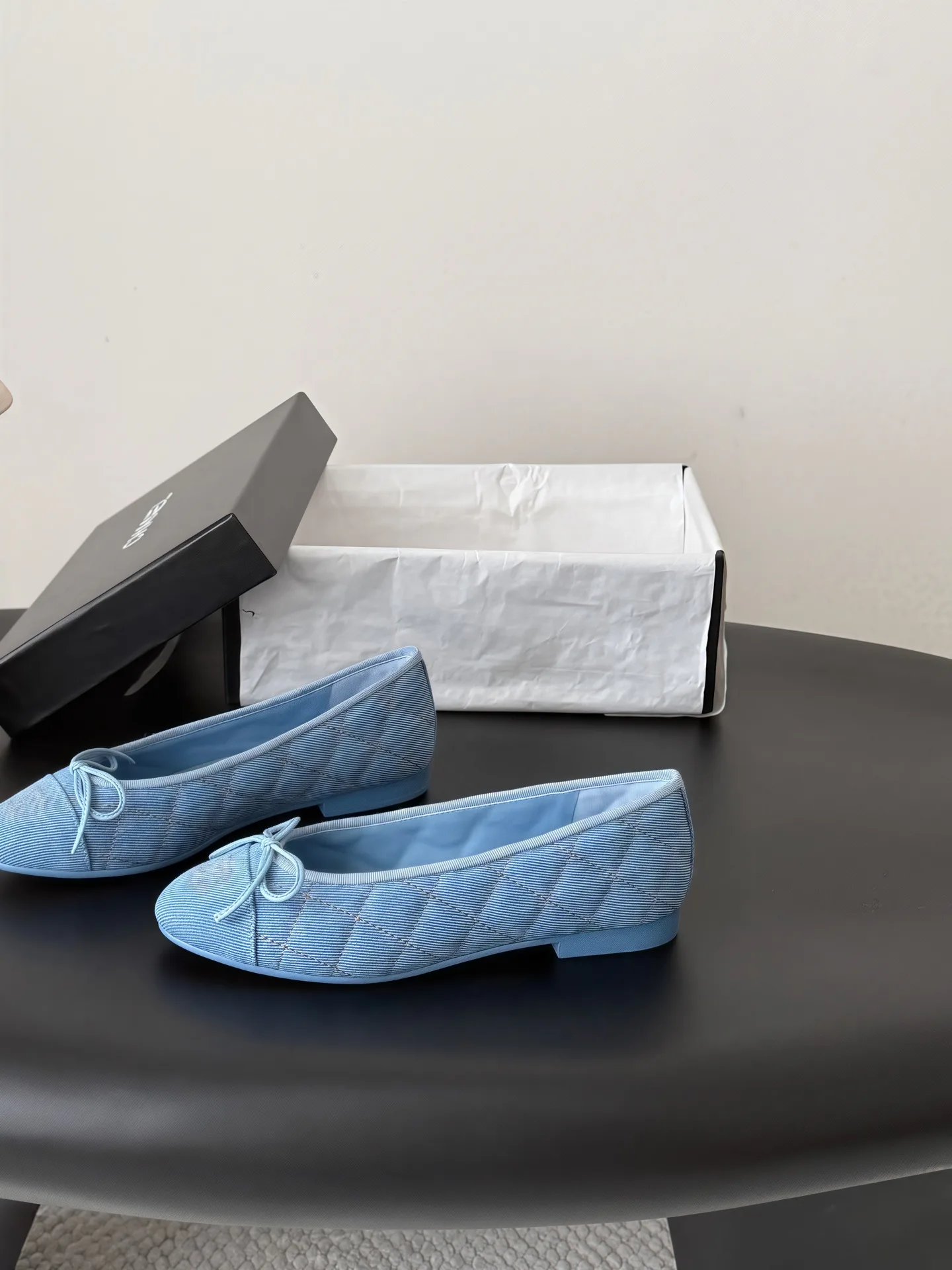 Women's Ballet Flats CHANEL 18083672