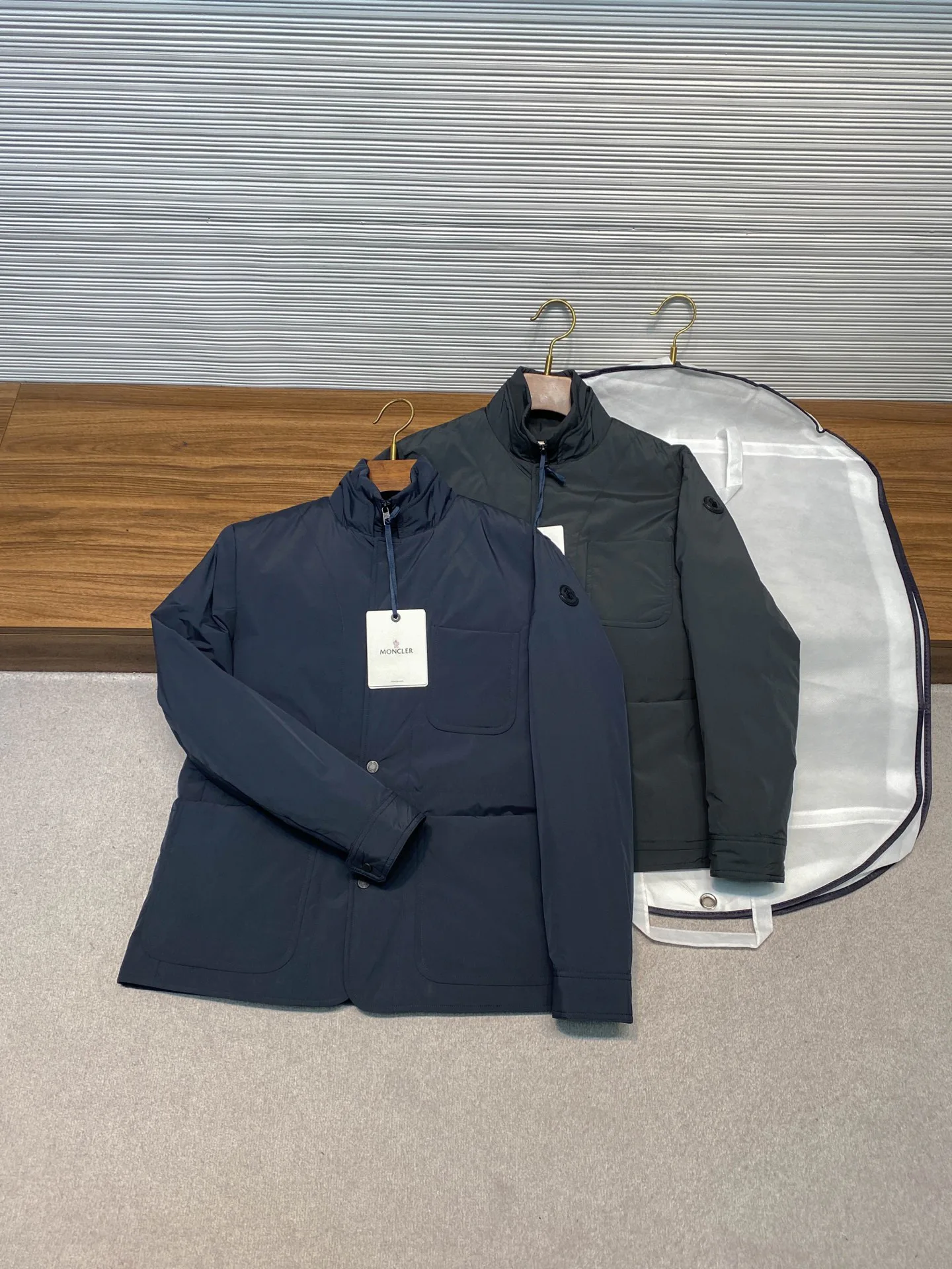 Куртки И Пуховики Мужские Moncler 18596742