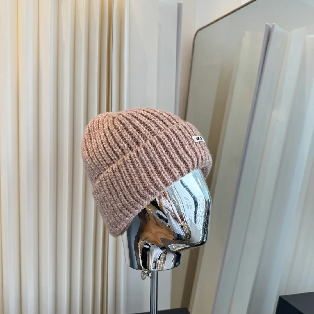 Hats MIU MIU 18198471