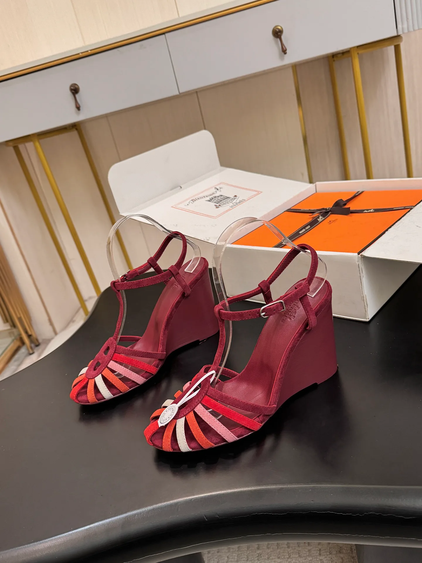 Women's Open-Toe Sandals HERMES 18103839