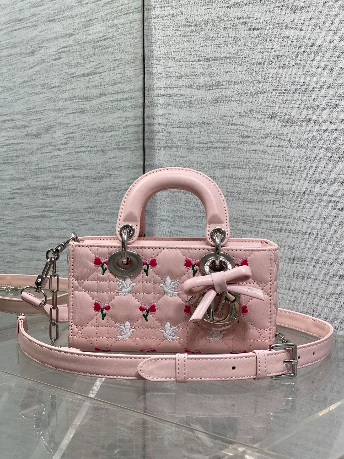 Women's Classic Handbags CHRISTIAN DIOR 17601336