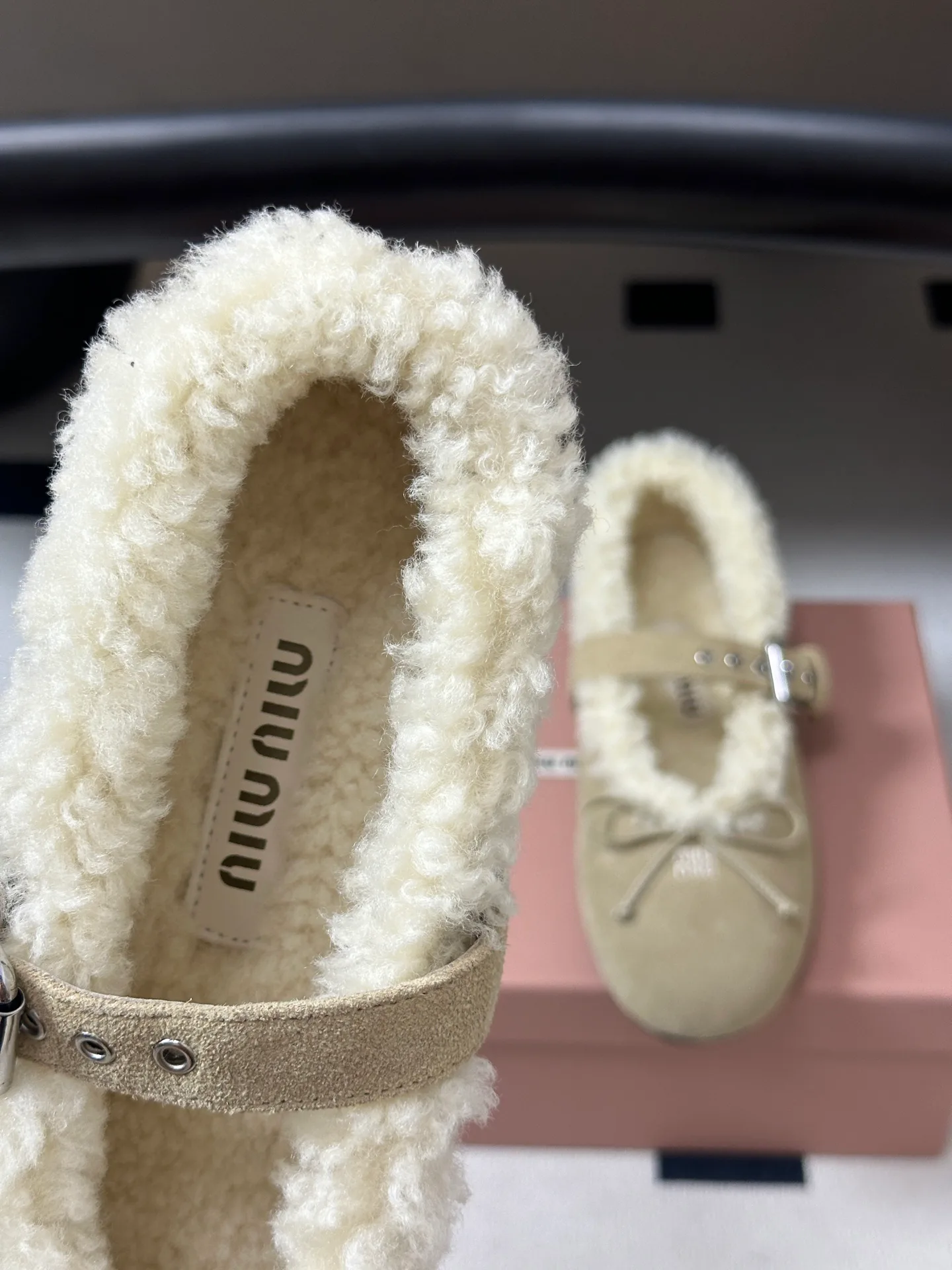Women's Ballet Flats MIU MIU 18048974