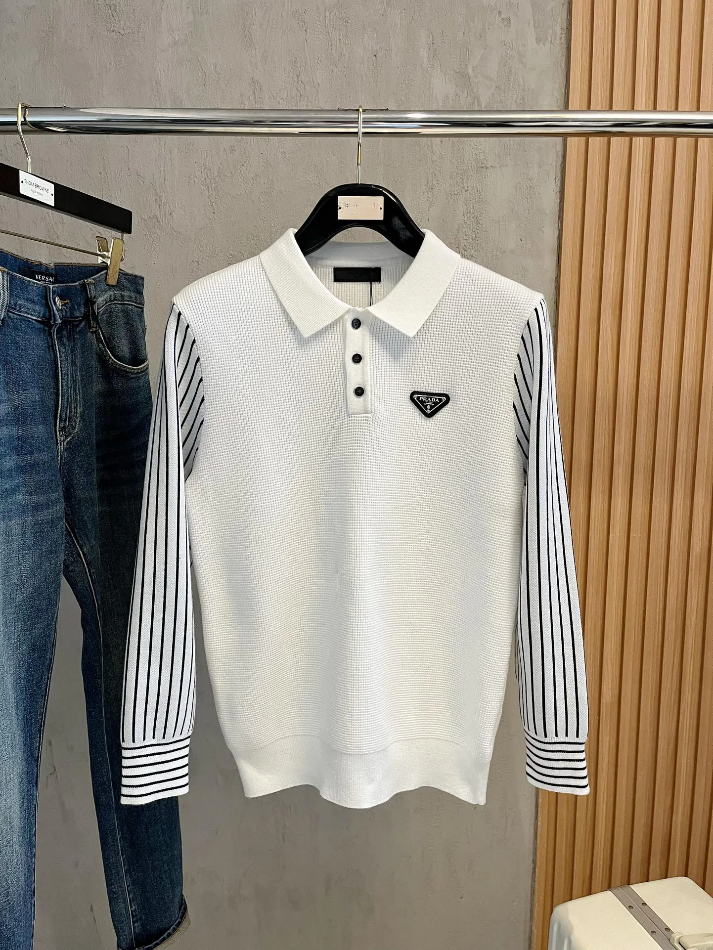 Men's Jumpers And Sweaters PRADA 18098149